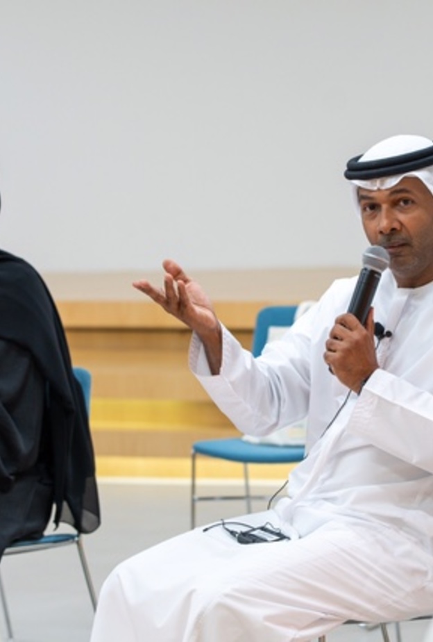 ثقافة بلا حدود تنظم حلقة تطلعات ثقافية شبابية وتهدي مكتباتها لفروع مجالس الشباب في الدولة