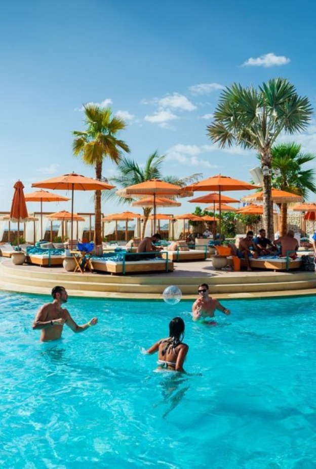 نادي بلا بلا الشاطئي وجهة مثالية للاستجمام - المصدر نادي بلا بلا الشاطئي