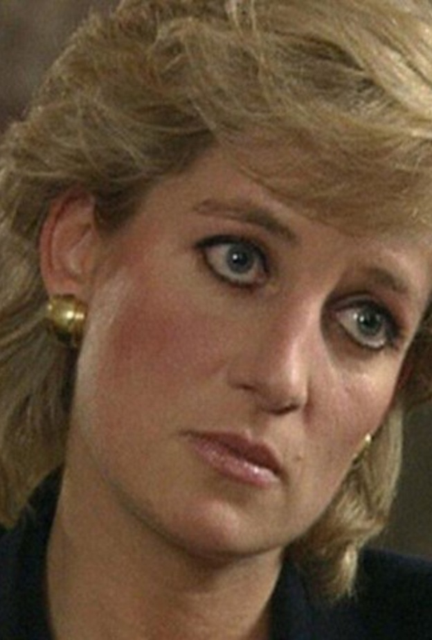 بي بي سي تتفاوض على دفع تعويض للأمير تشارلز والأميرين وليام وهاري على مقابلة الأميرة ديانا