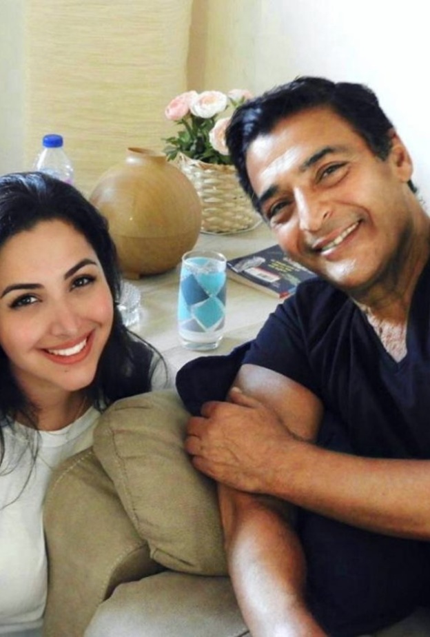 حميد الشاعري وابنته