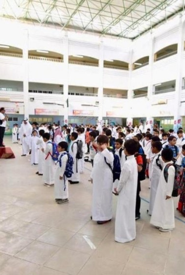 وزارة التعليم السعودية توضح موقف الطلبة الأكبر من 12 عاما ولم يتلقوا لقاح كورونا من العودة للدراسة