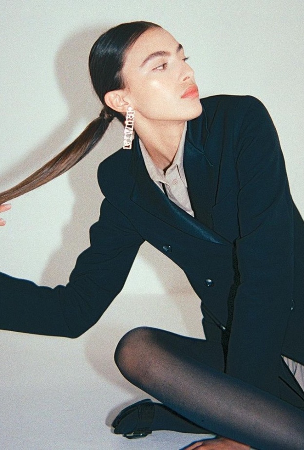 عارضة الأزياء أميرة الزهيرة بطلة راقية المصدر oda.photography