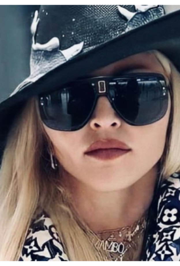 شركة الإنتاج الموسيقي وارنر ميوزيك تتعاقد مع مادونا لإعادة إصدار جميع أغانيها بالكامل