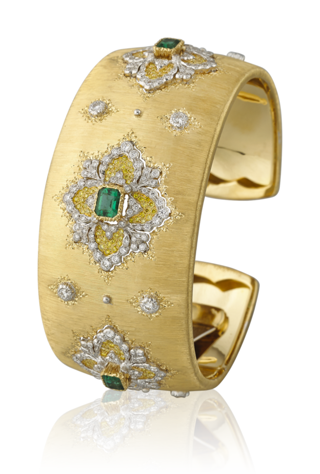 موديلات أساور مرصعة بالزمرد لعروس 2021 من دار Buccellati