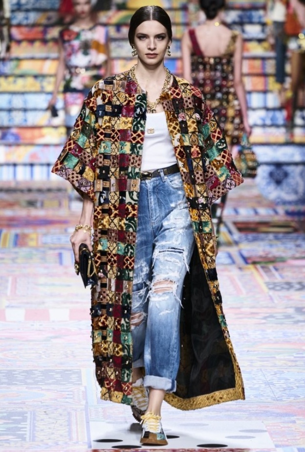 اطلالة من Dolce & Gabbana