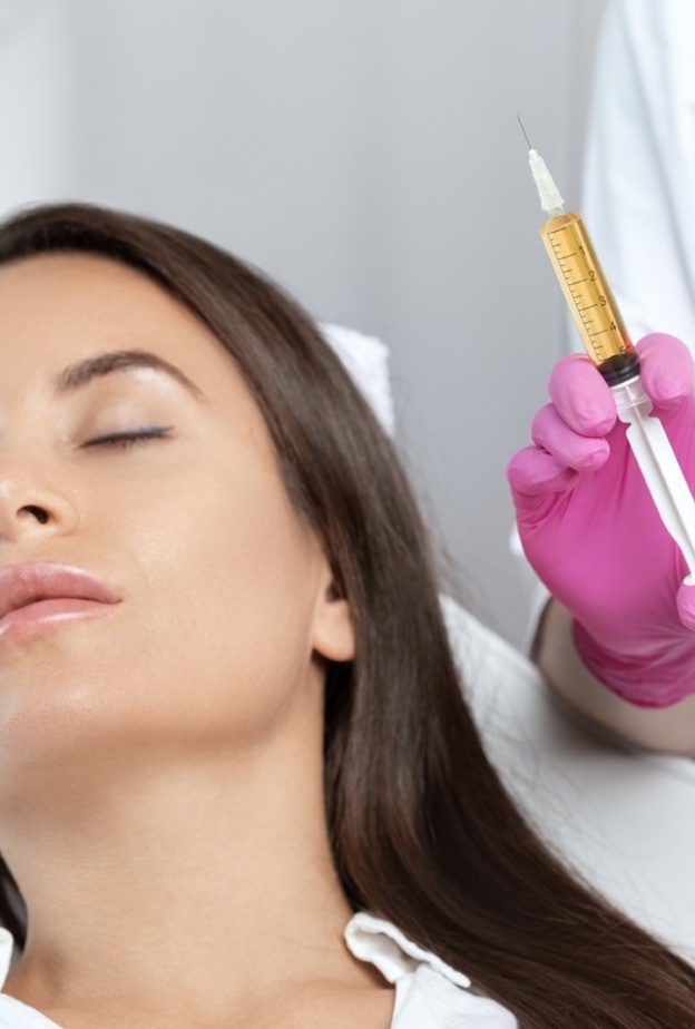 فوائد حقن البلازما للوجه للتخلص من التجاعيد والخطوط الدقيقة