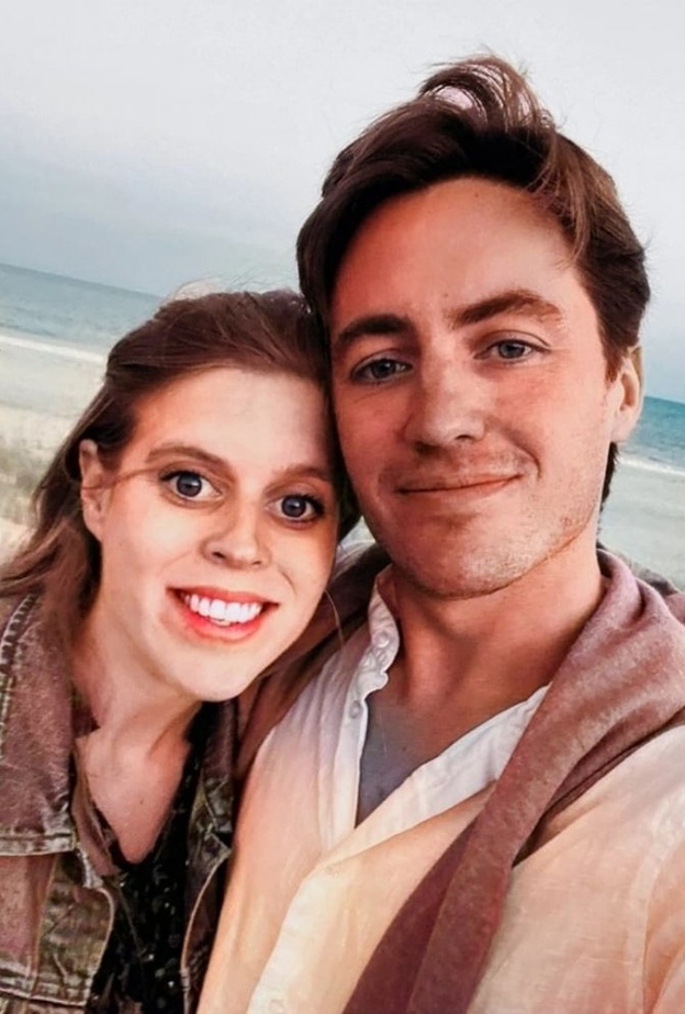 الأميرة بياتريس تلمح للموعد المتوقع لولادة طفلها الأول