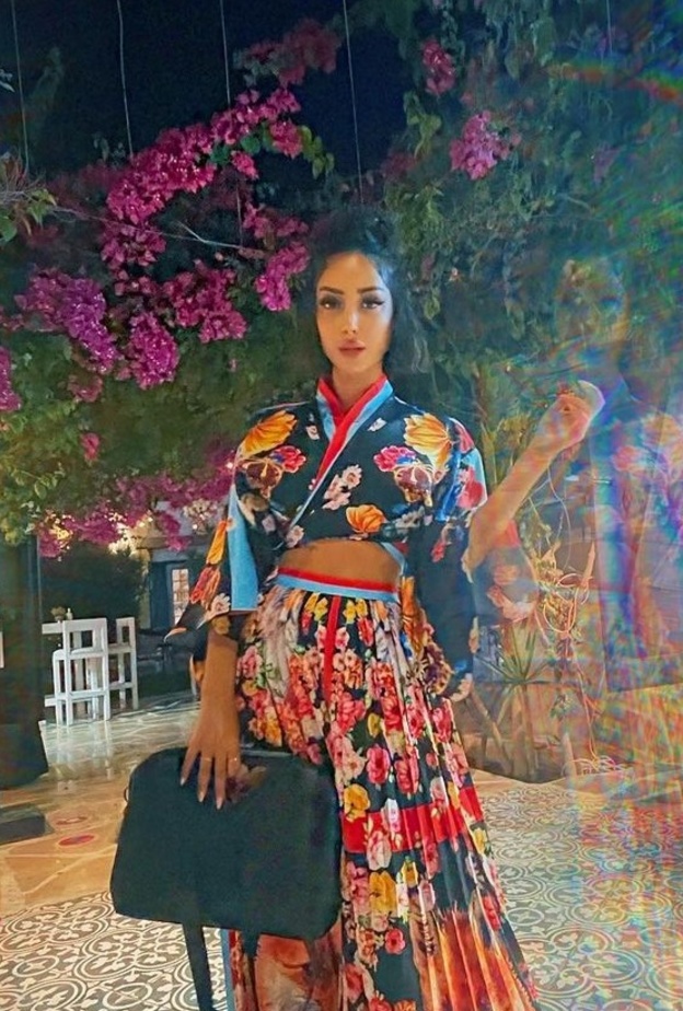 بسمة بوسيل بالكيمونو الياباني