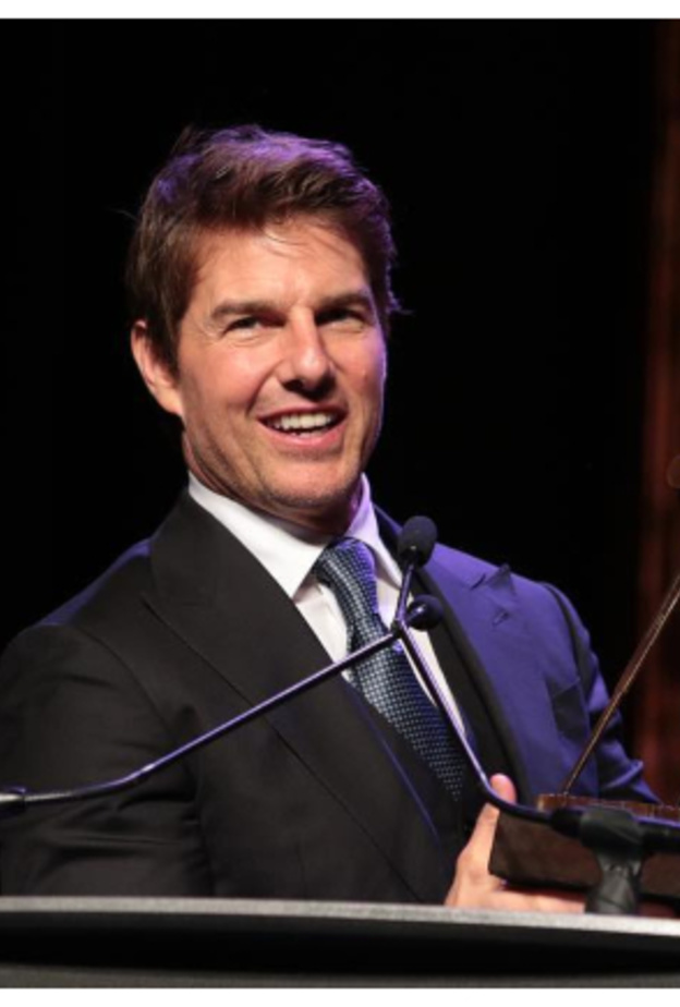 مشاهير تعرضوا للتنمر في الطفولة والمراهقة