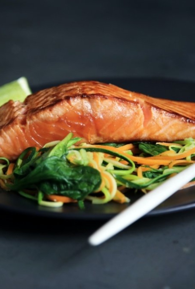  تناول السلمون وعلاقته بسرطان الامعاء