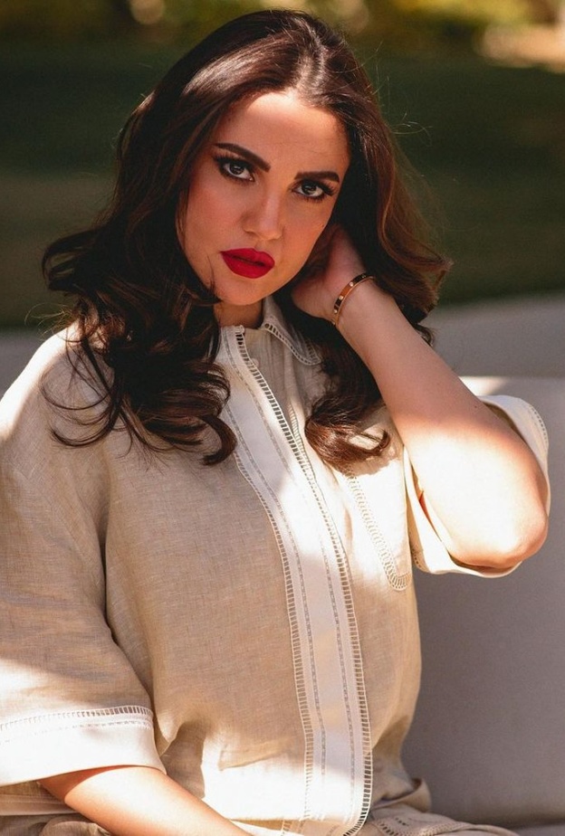 هذا هو السوار الذي اشترته معظم النجمات!