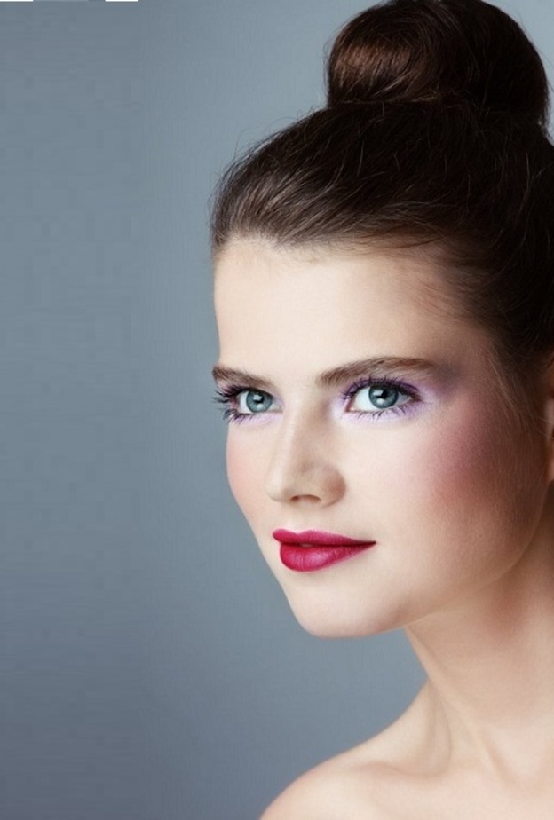 تسريحات شعر أنيقة لتنحيف الوجه الدائري  2021