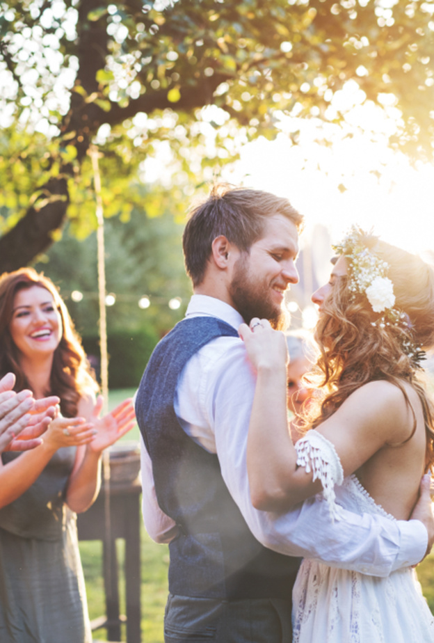 حفلات الزفاف الصغيرة أسهل من حيث التخطيط