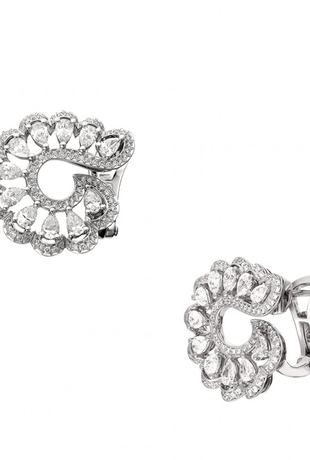 أقراط Vague  من شوبارد Chopard