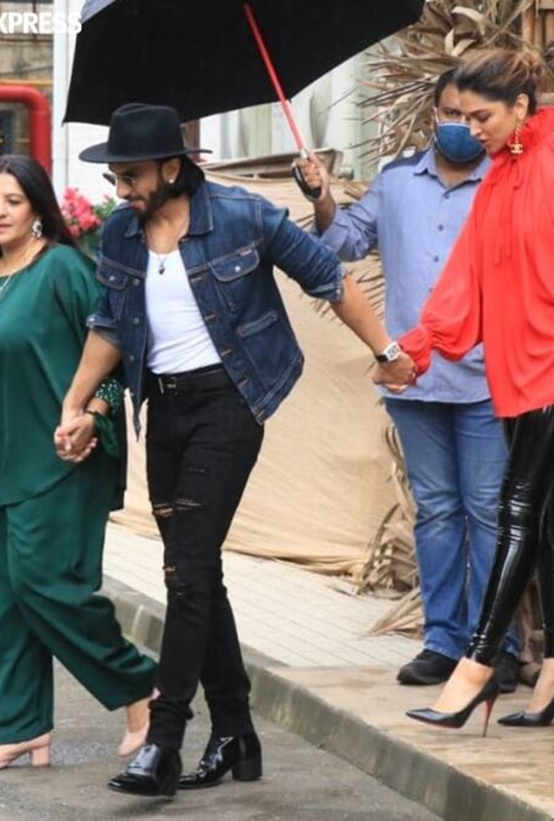 رانفير سينغ وديبيكا بادوكون يستضيفان غداء عائلي احتفالا بعيد ميلاد والدة رانفير