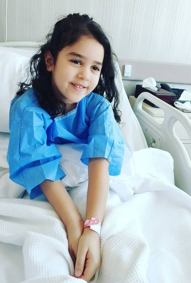 ابنة الفنان المصري علي الطيب