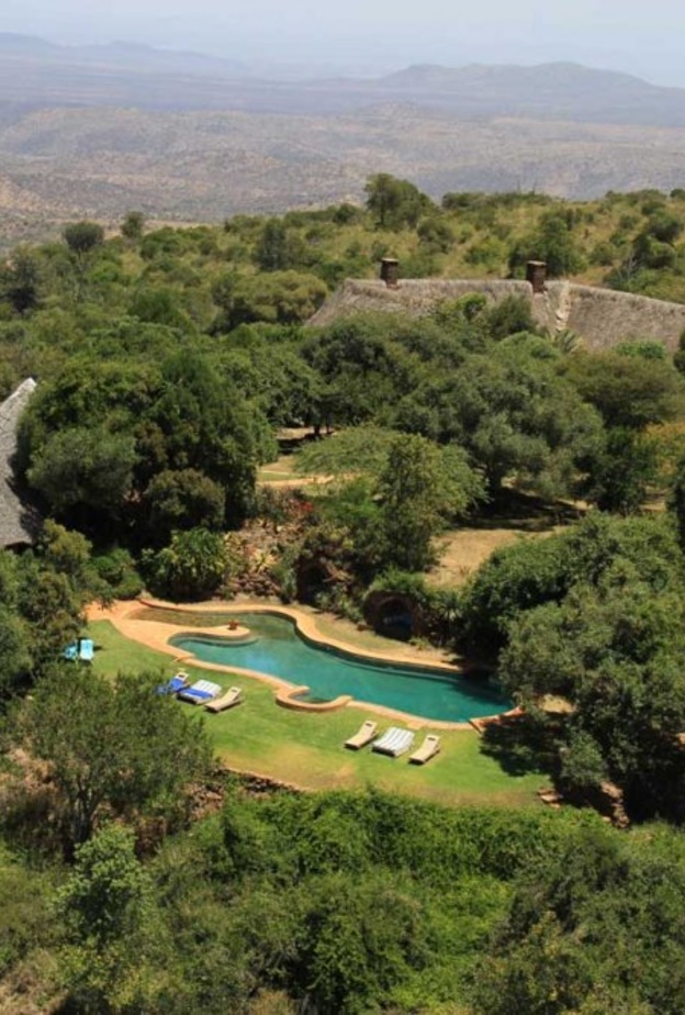 إيدي ريدمان يخسر منزل عائلته الفخم بسبب حرائق الريفيرا الفرنسية