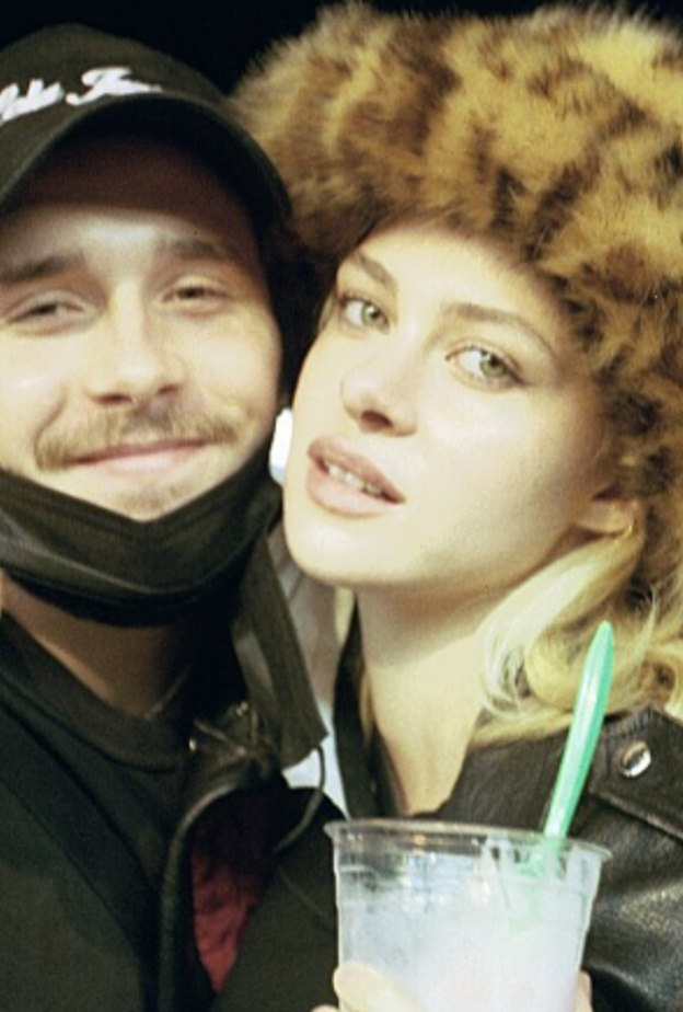 بروكلين بيكهام ونيكولا بيلتز في سهرة رومانسية- الصورة من حساب نيكولا بيلتز على إنستجرام