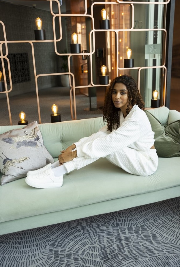  أجمل تنسيقات الأزياء والمستلزمات لموسم العودة إلى المدارس