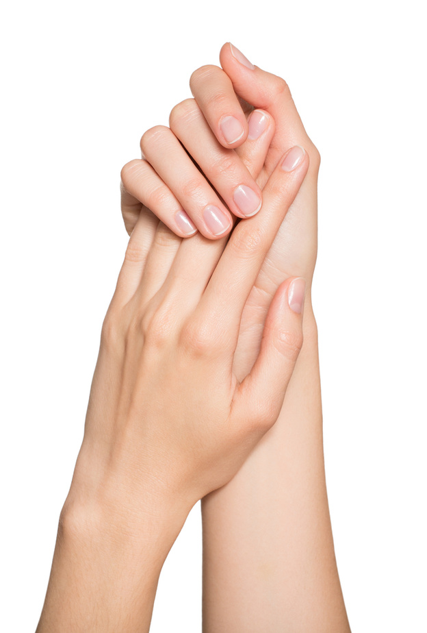 افضل خلطات لتنعيم وتبييض اليدين من زيت الزيتون والسكر