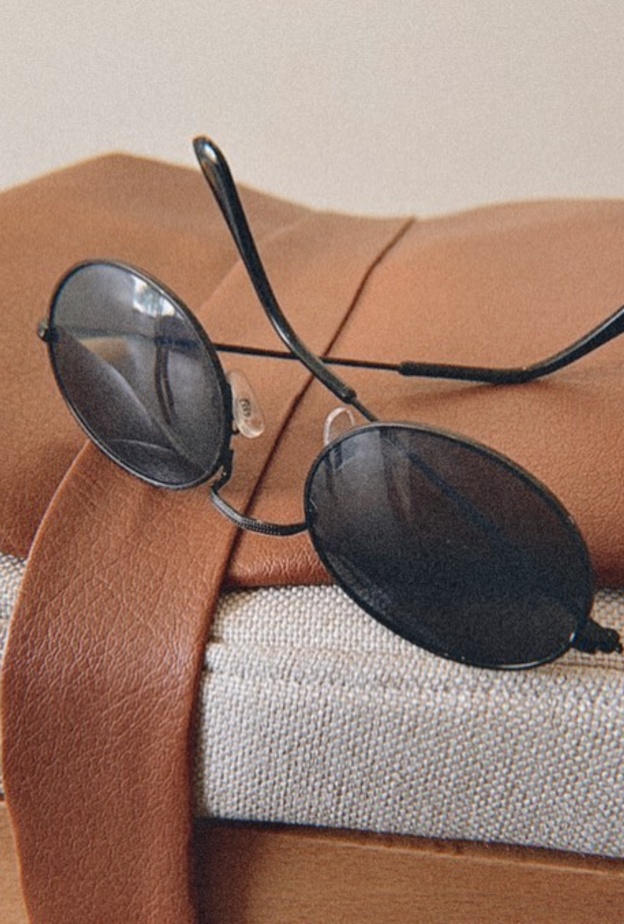  نظارات اوكيو دائرية الشكل وبإطارات رفيعة المصدر occhio