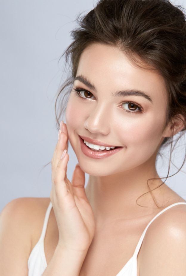  التوت البري يساعد على التخلص من تجاعيد البشرة