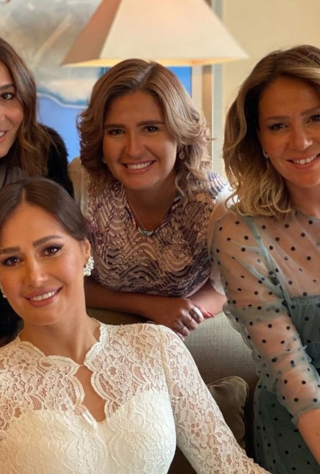 شقيقات حلا شيحة