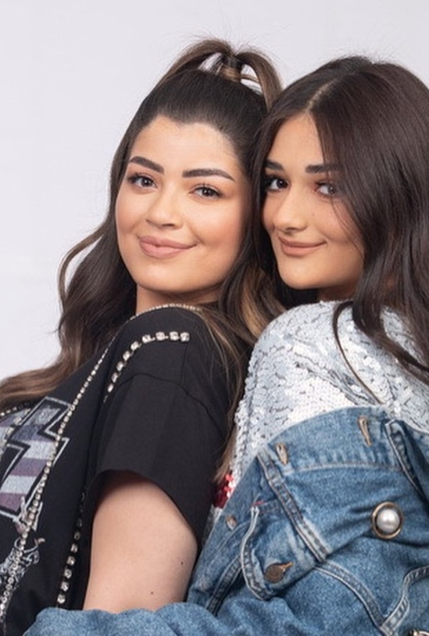 ليلى وملك أحمد زاهر