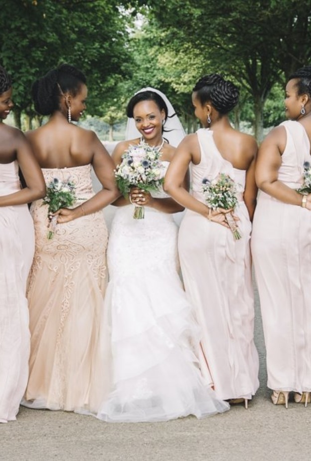 وصيفة شرف تقاضي عروس بسبب طردها من حفل الزفاف Guy Basabose