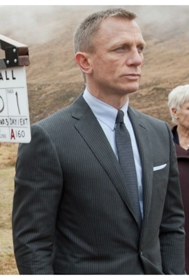 دانيال كريغ أثناء تصوير أحد المشاهد