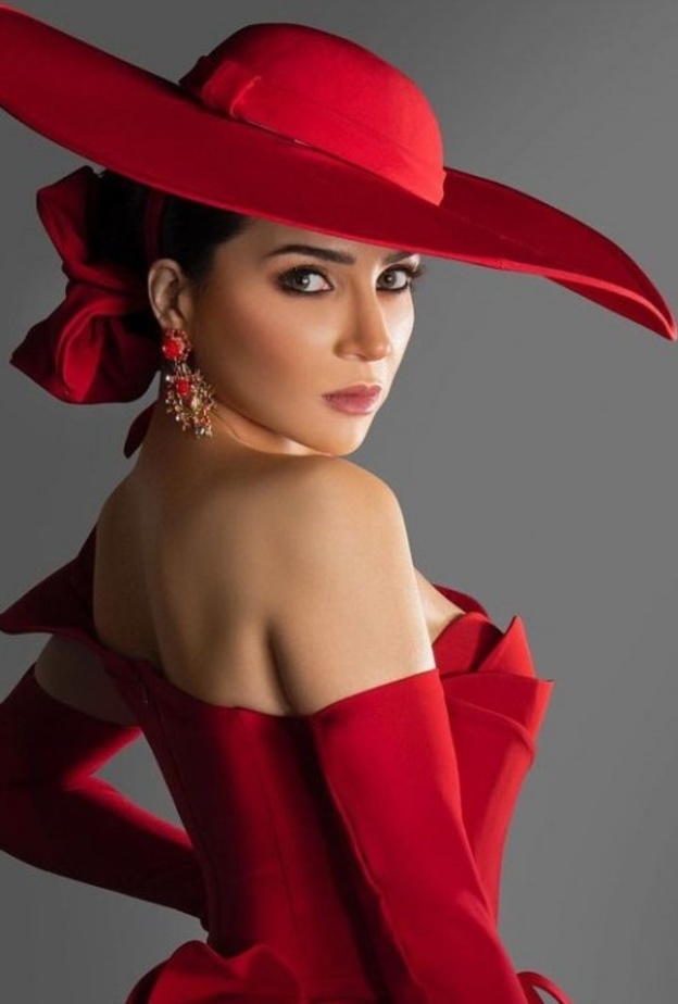 مي عز الدين