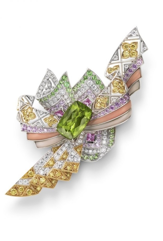 بروش من ميكيموتو Mikomoto