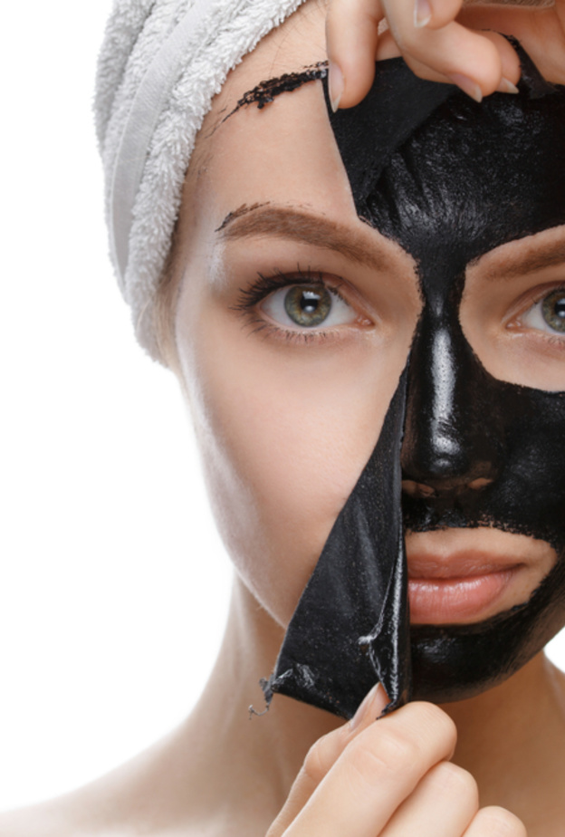  فوائد ماسك الفحم للبشرة وطرق استخدامه