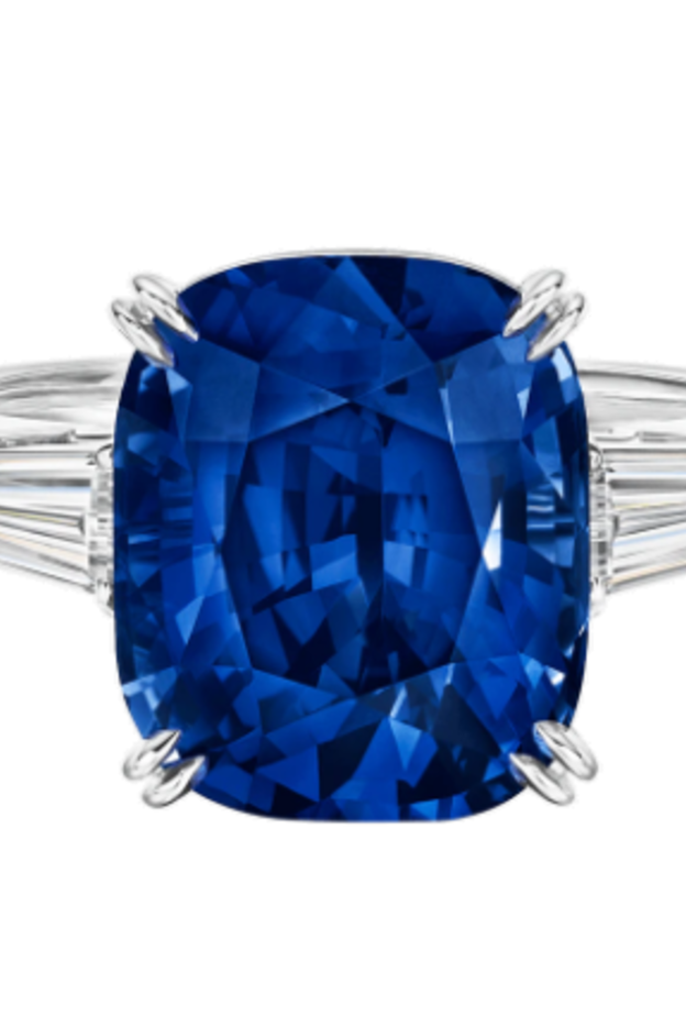 خاتم من هاري وينستون Harry Winston