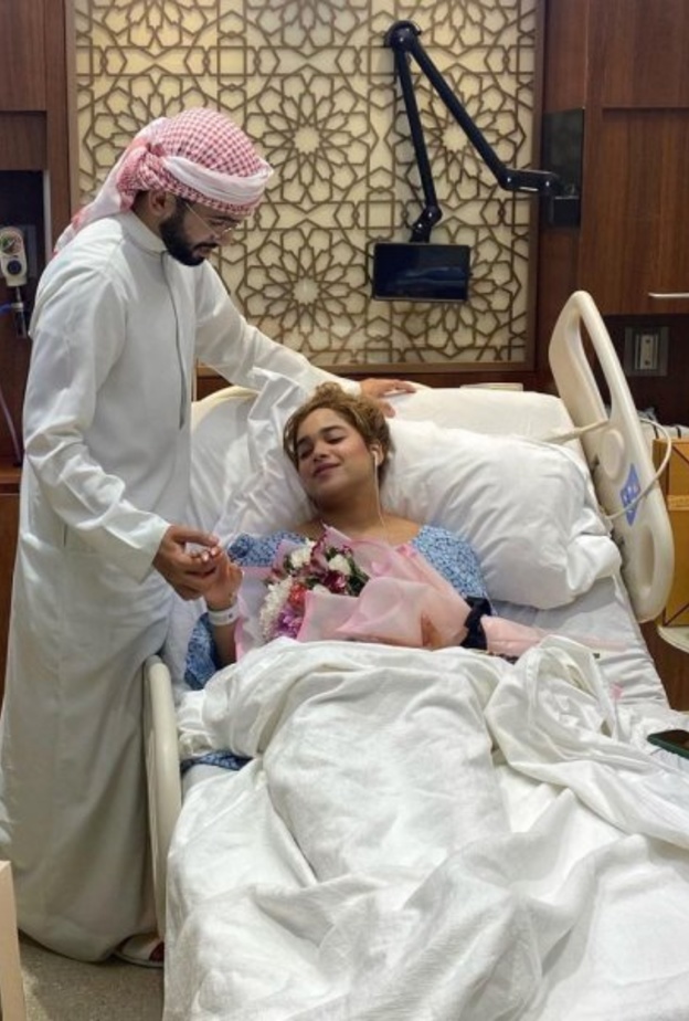 مشاعل الشحي وأحمد خميس