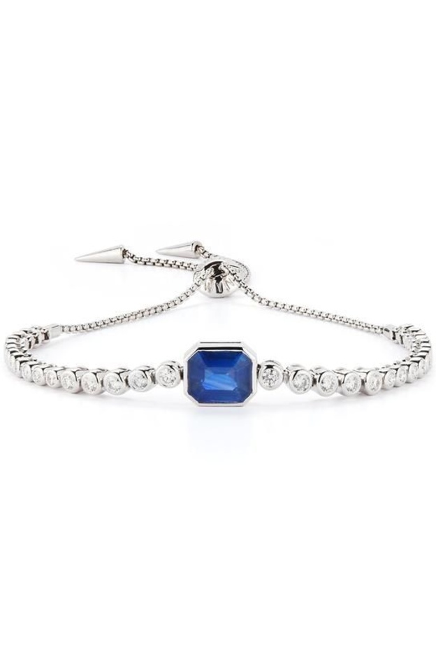  سوار من جيما وين Jemma Wynne