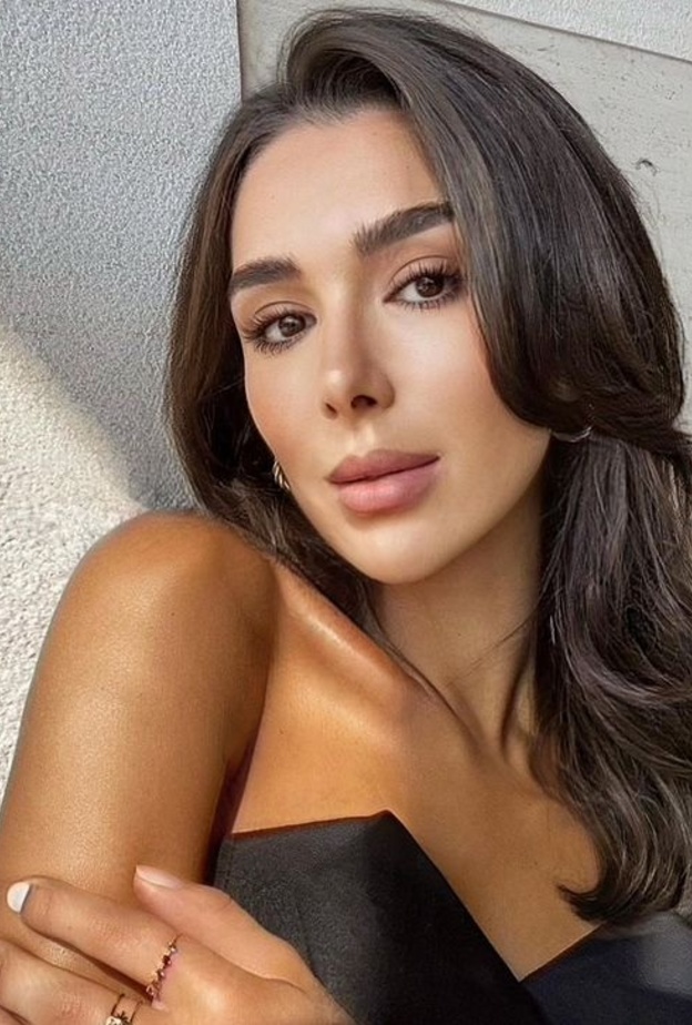 طريقة عمل مكياج نيود طبيعي من وحي إطلالات مرام زبيدة