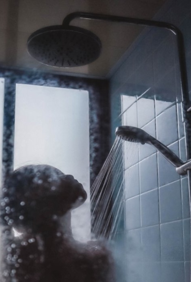  هل الاستحمام بالماء الساخن يقتل فيروس كورونا