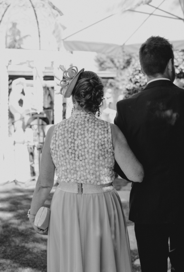 العريس أنقذ عروسه في اللحظات الأخيرة