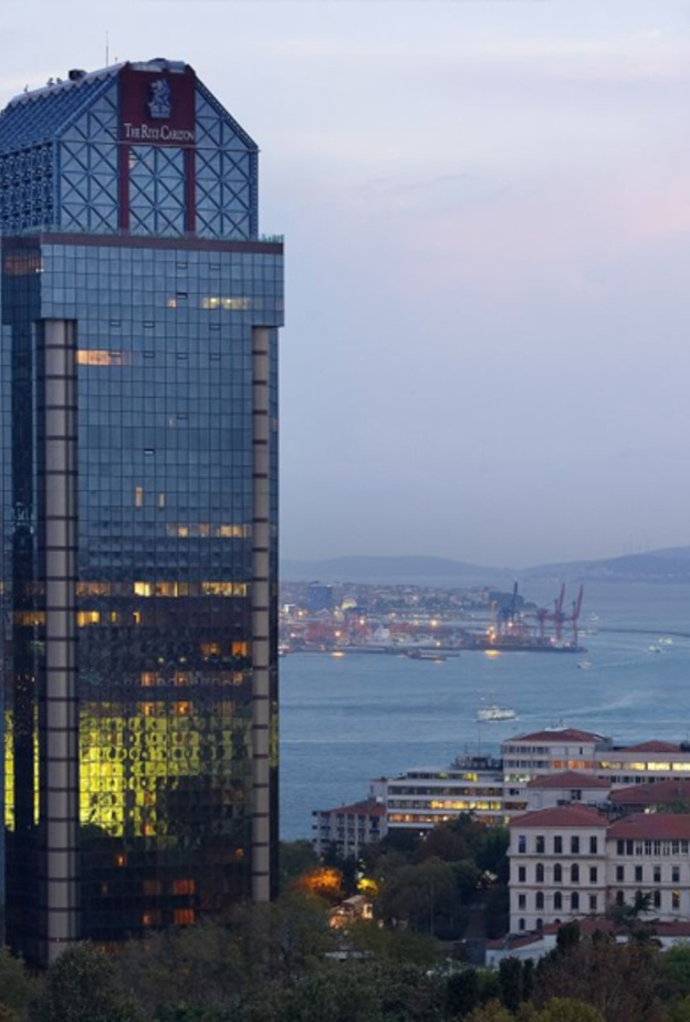 أجمل التجارب في فندق الريتز-كارلتون، اسطنبول !