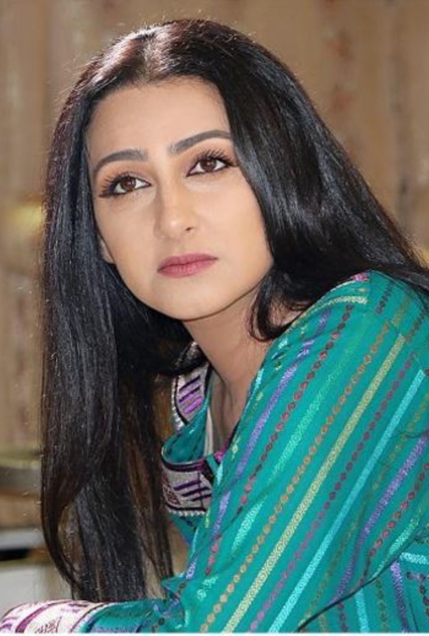 هيفاء حسين 4