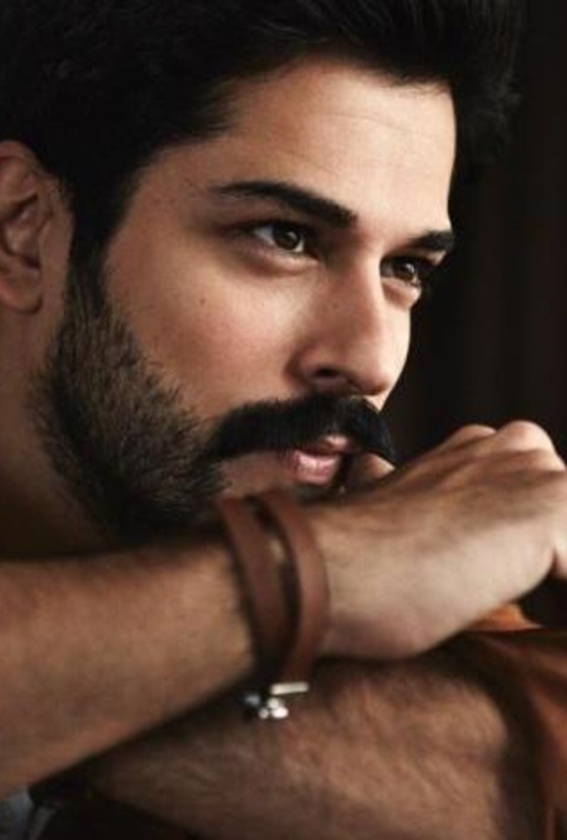 بوراق أوزجفيت