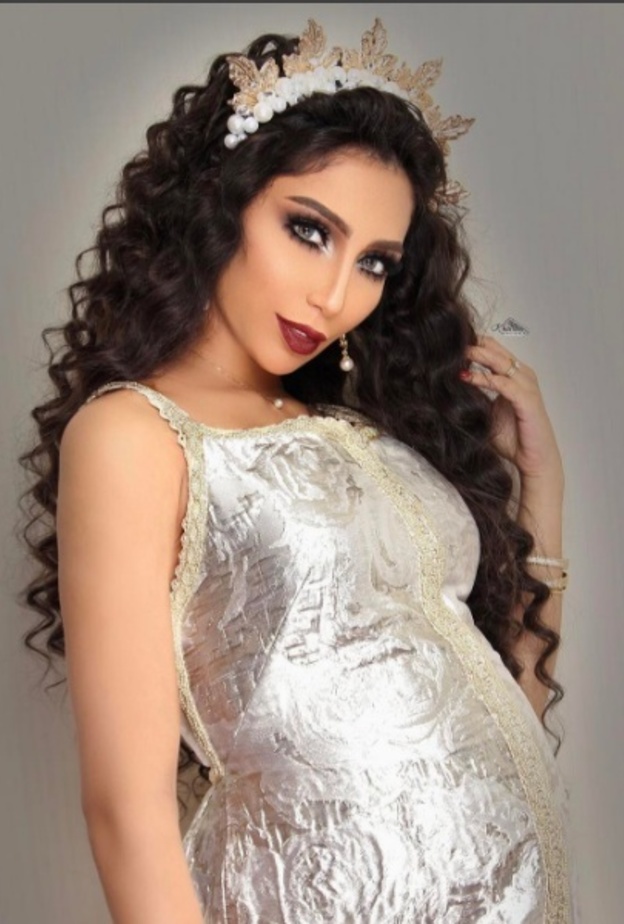 دنيا بطمة تهاجم مها الترك