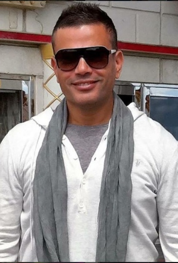 عمرو دياب يحيي عيد الحب في القاهرة