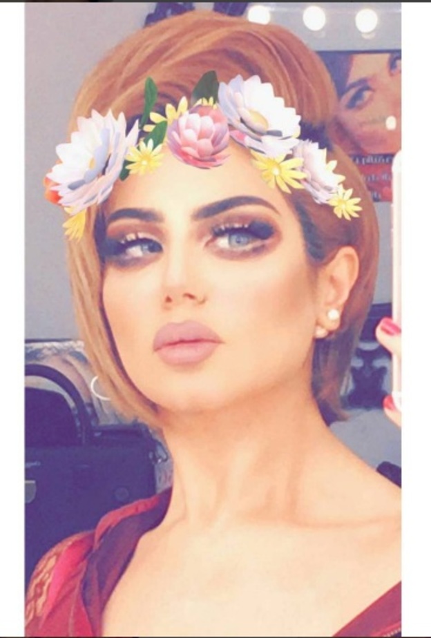 اطلالة حليمة بولند لدى افتتاح اتيليه لصديقها