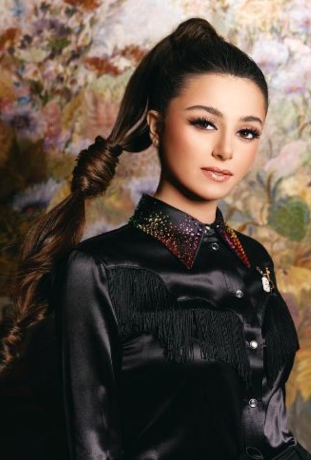 ماريتا الحلاني وانتقادات لاطلالاتها