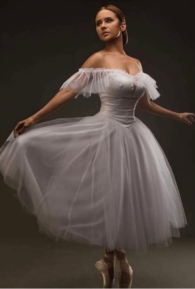 نيللي كريم 2017 في لاعلى سعر