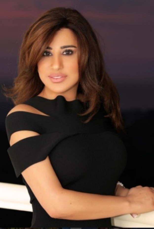 نجوى كرم في عزاء ملحم بركات
