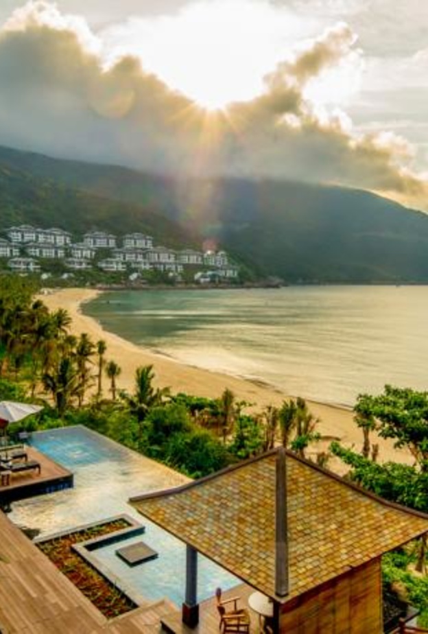 منتجع إنتركونتيننتال دانانج صن بيننسولا، فيتنام