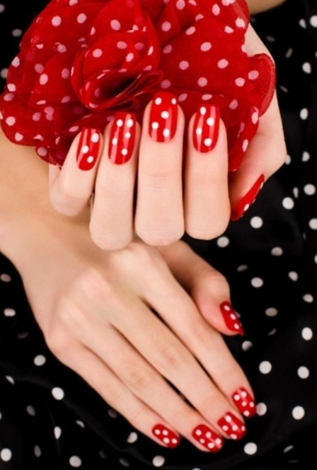 مناكير منقط